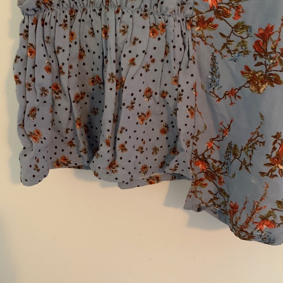 Next Ruffle Top - Picture 2 of 5